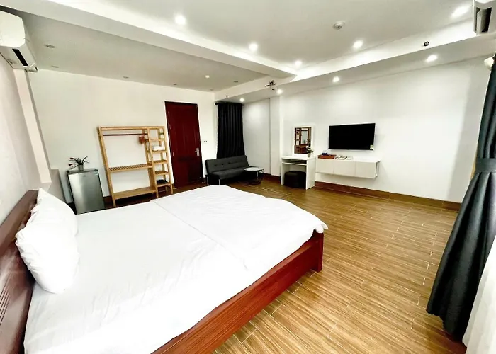 The Land Hotel & Apartment